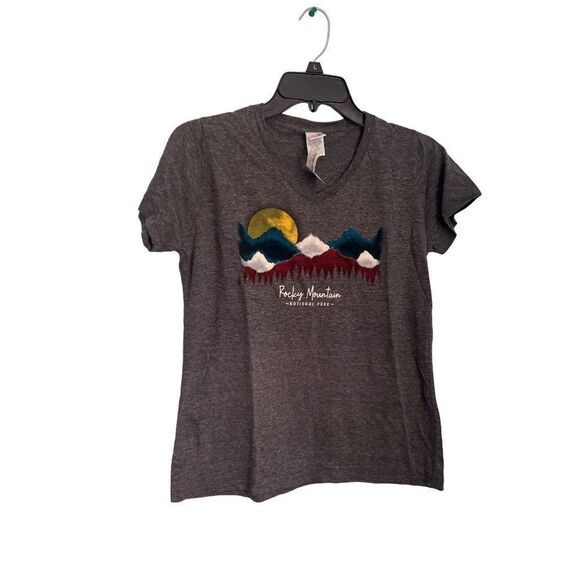 NWT Rocky Mountain nwt T-shirt gray size small - Picture 1 of 5